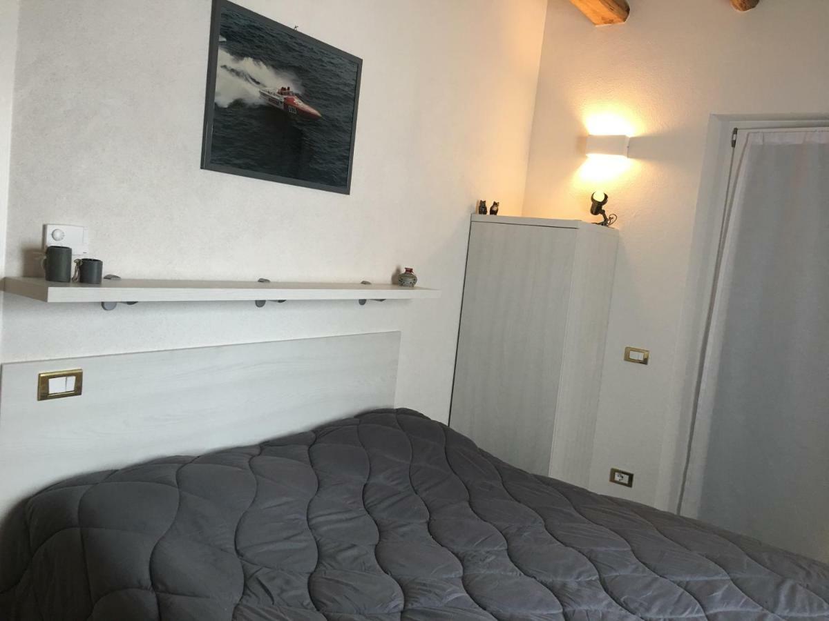 Millys Riva Apartments Bagian luar foto